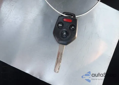 2013 Subaru Legacy 3.6R Limited z USA, uszkodzony, nr VIN 4S3BMDL68D2034816